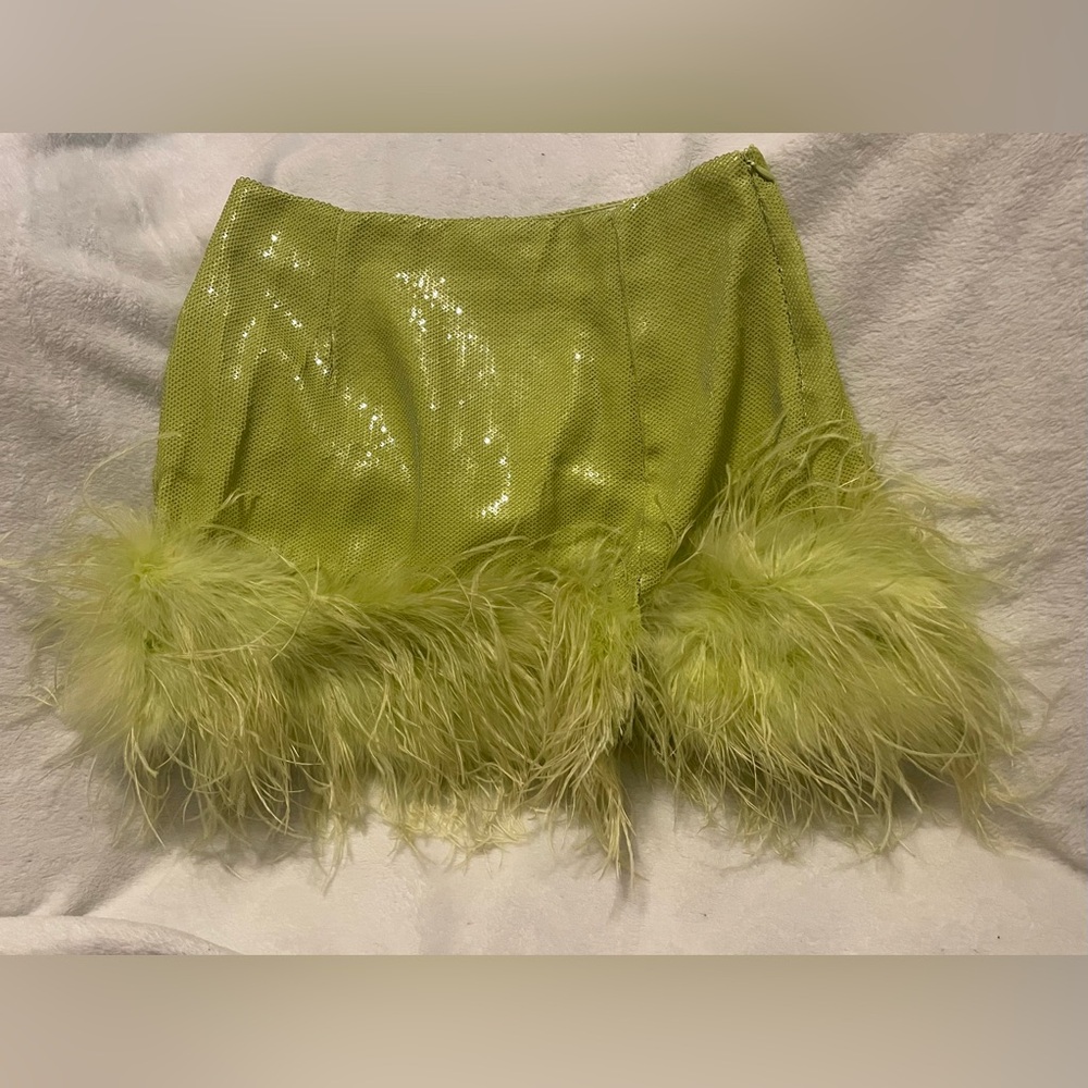 QUEEN OF SPARKLES Lime Green Sequin Feathered Skort